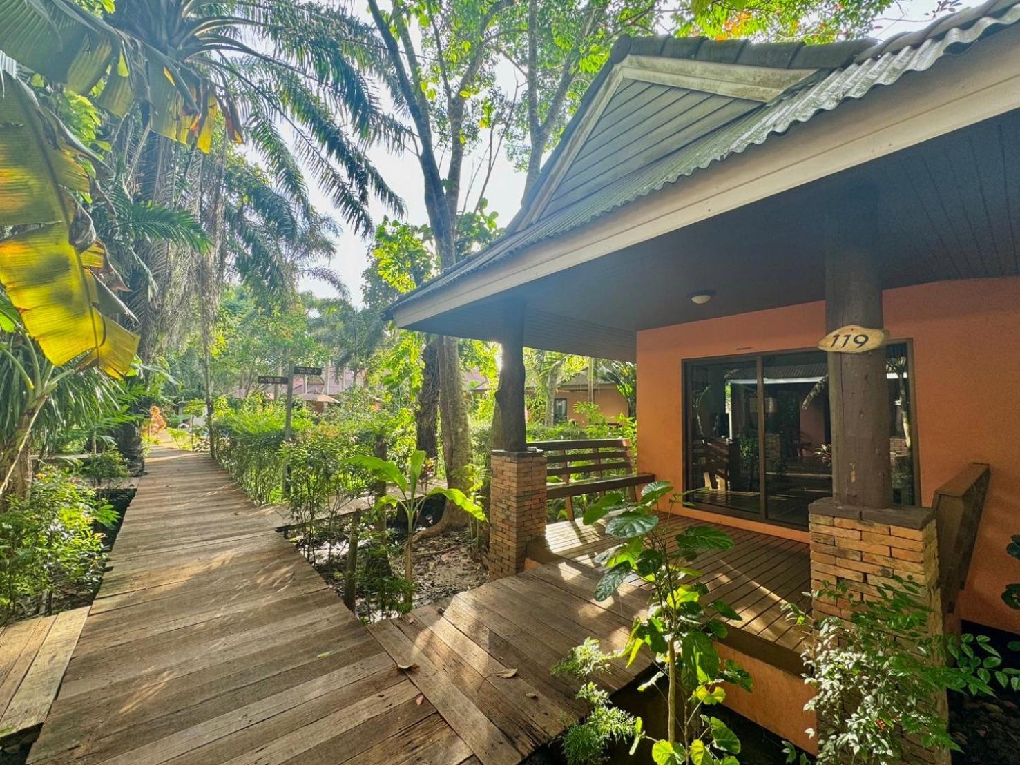 巺他度假酒店 Ao Nang 外观 照片