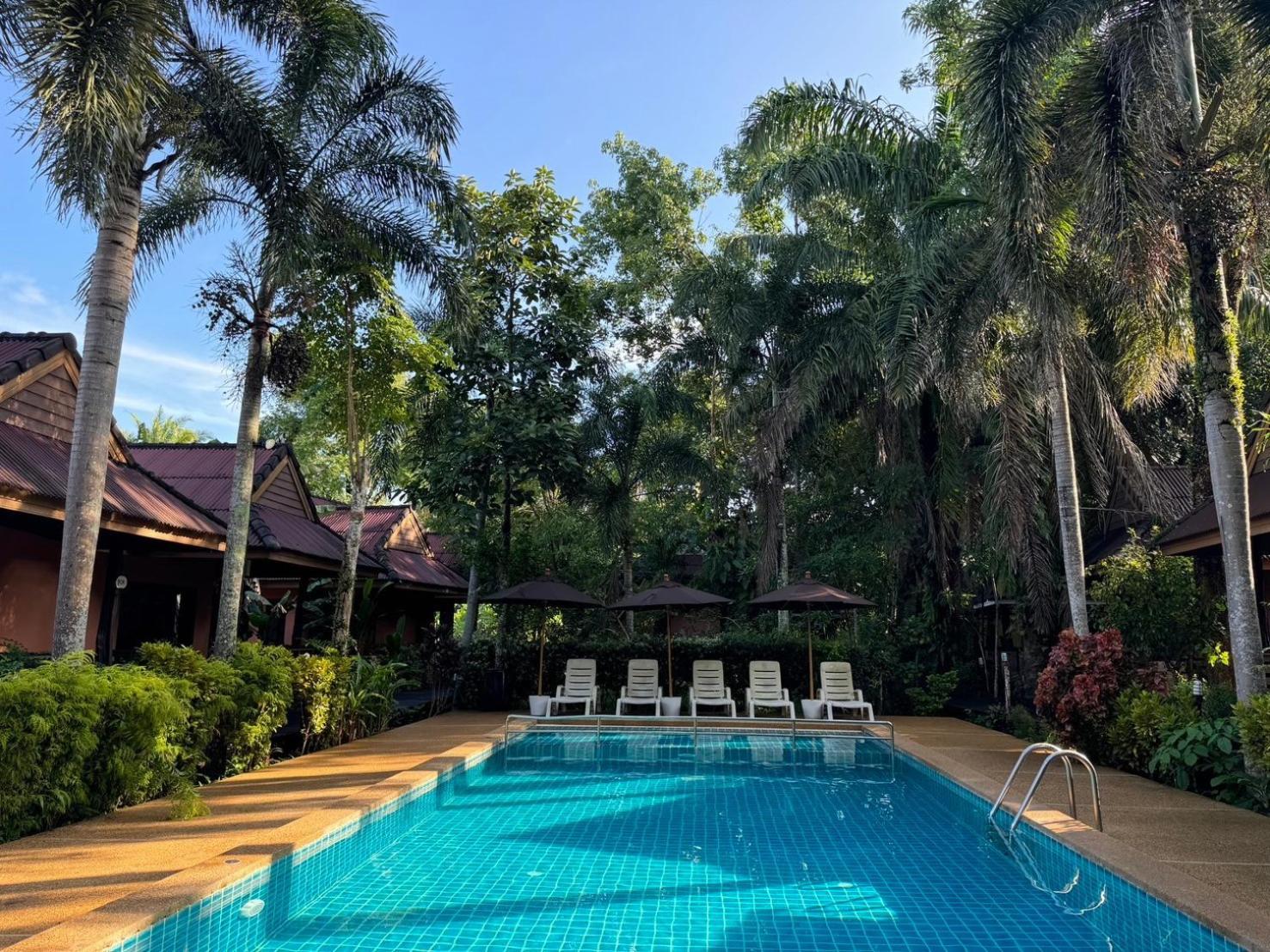 巺他度假酒店 Ao Nang 外观 照片